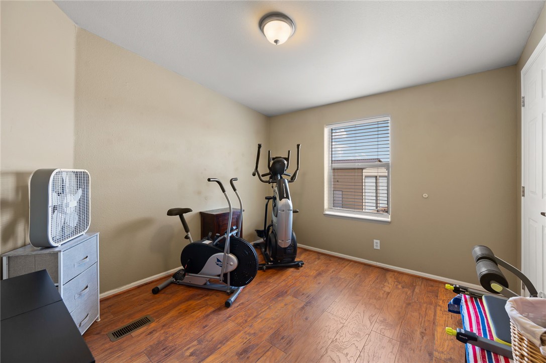 11330 Ali-Chuk Road Yucca, AZ 86438 - Photo 16 of 66 Exercise Room