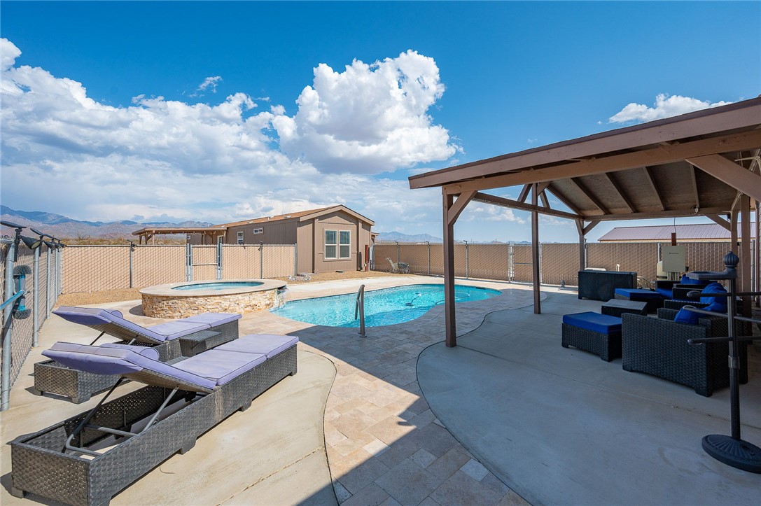 11330 Ali-Chuk Road Yucca, AZ 86438 - Photo 43 of 66 Pool