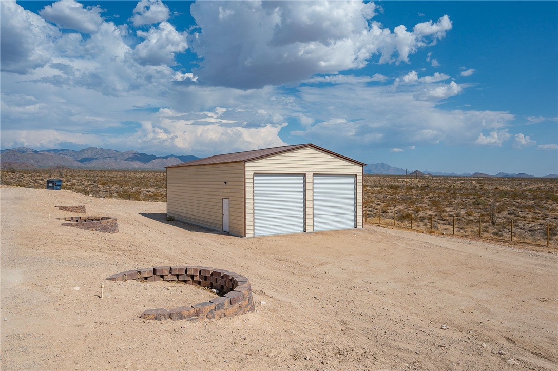 11330 Ali-Chuk Road Yucca, AZ 86438 - Photo 56 of 66 Garage