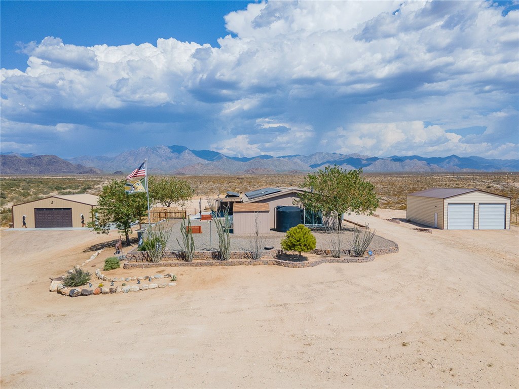 11330 Ali-Chuk Road Yucca, AZ 86438 - Photo 66 of 66 Front of Structure