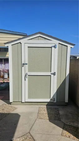 $305,000 | 14362 Bushard Street, Unit 17, Westminster, CA 92863