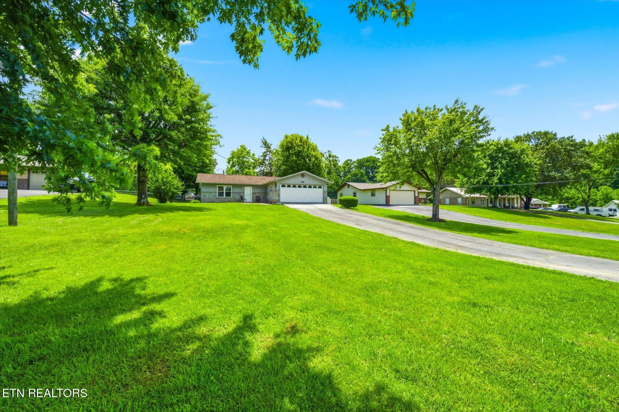 409 Windrush Circle Sevierville, TN 37862 - Photo 3 of 32 03-409-Windrush-Cir-Sevierville-TN-3