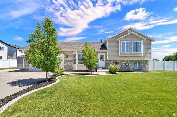 $489,000 | 4844 Midland Drive, Roy, UT 84067