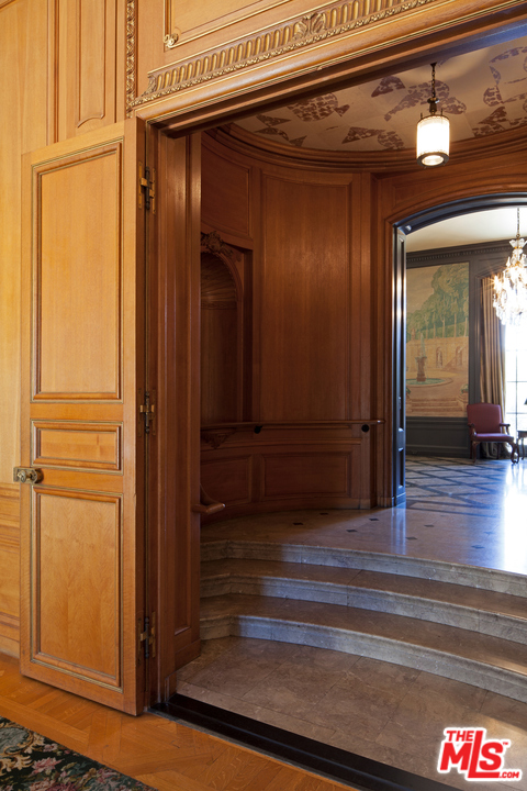 430 Madeline Drive Pasadena, CA 91105 - Photo 16 of 28