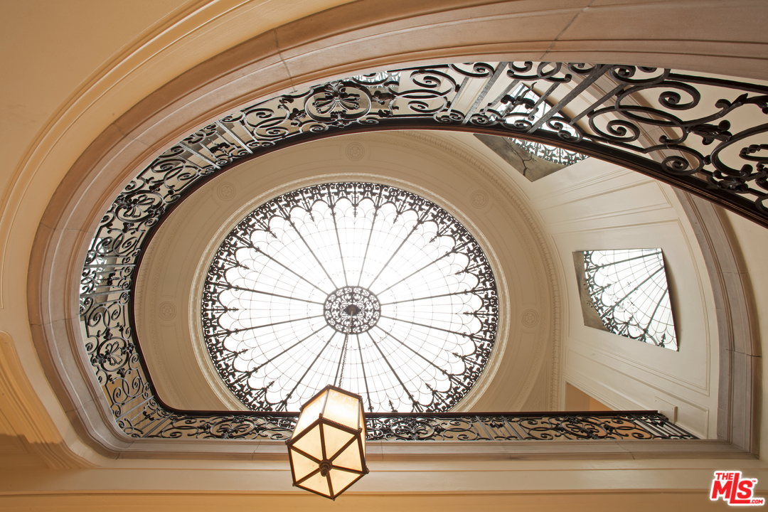 430 Madeline Drive Pasadena, CA 91105 - Photo 19 of 28