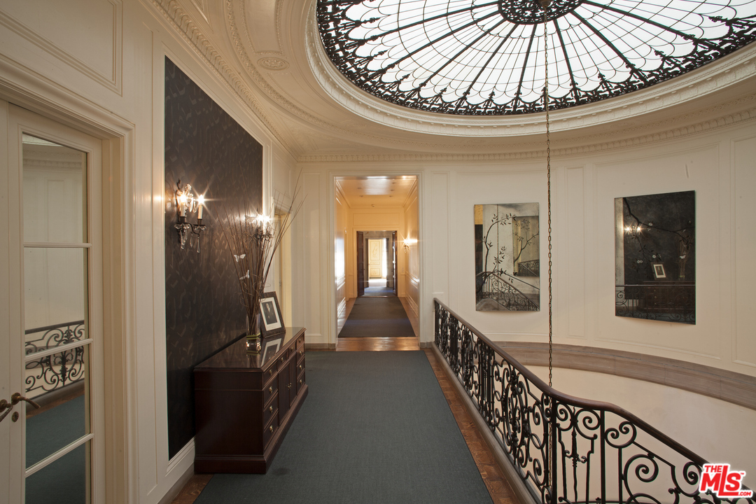 430 Madeline Drive Pasadena, CA 91105 - Photo 20 of 28