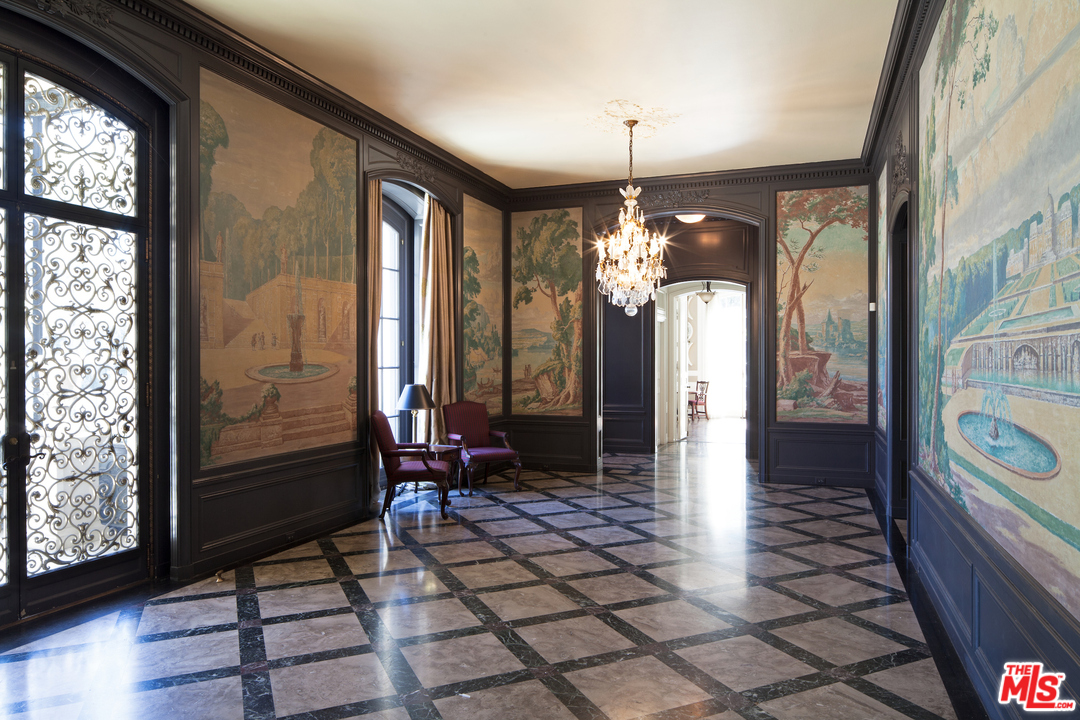 430 Madeline Drive Pasadena, CA 91105 - Photo 5 of 28