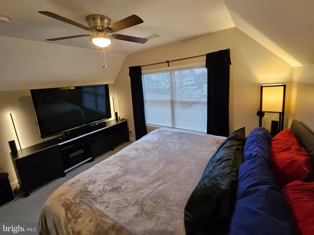 $2,950 | 404 West Wayne Avenue, Wayne, PA 19087