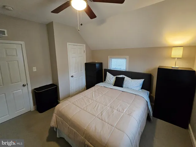 $2,950 | 404 West Wayne Avenue, Wayne, PA 19087