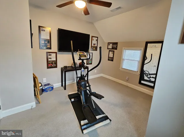 $2,950 | 404 West Wayne Avenue, Wayne, PA 19087