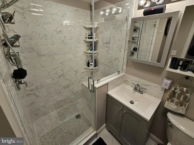 $2,950 | 404 West Wayne Avenue, Wayne, PA 19087