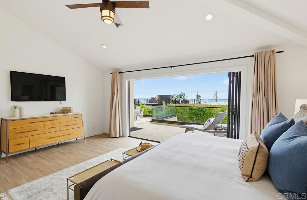 195 Grandview Street Encinitas, CA 92024 - Photo 8 of 46