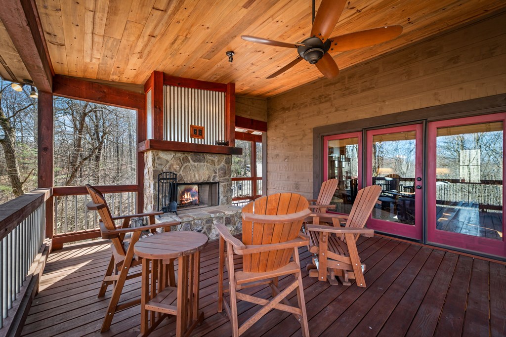 351 Toccoa Preserve Lane Blue Ridge, GA 30513 - Photo 6 of 69