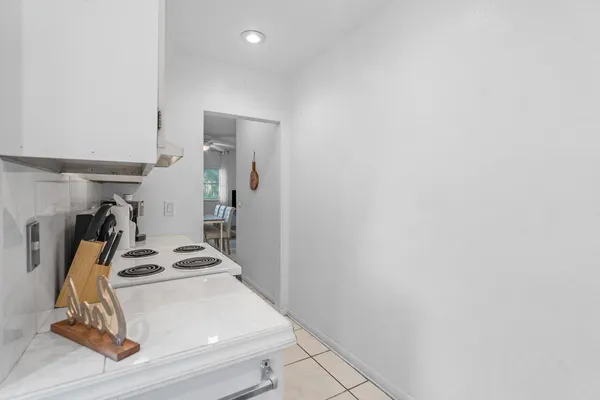 $1,850 | 262 Southeast 9th Avenue, Unit B, Deerfield Beach, FL 33441