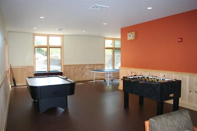 $2,100 | 42 Pleasant Drive, Grantham, NH 03753