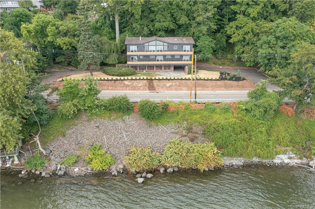 123 River Road, Nyack, NY 10960 Compass