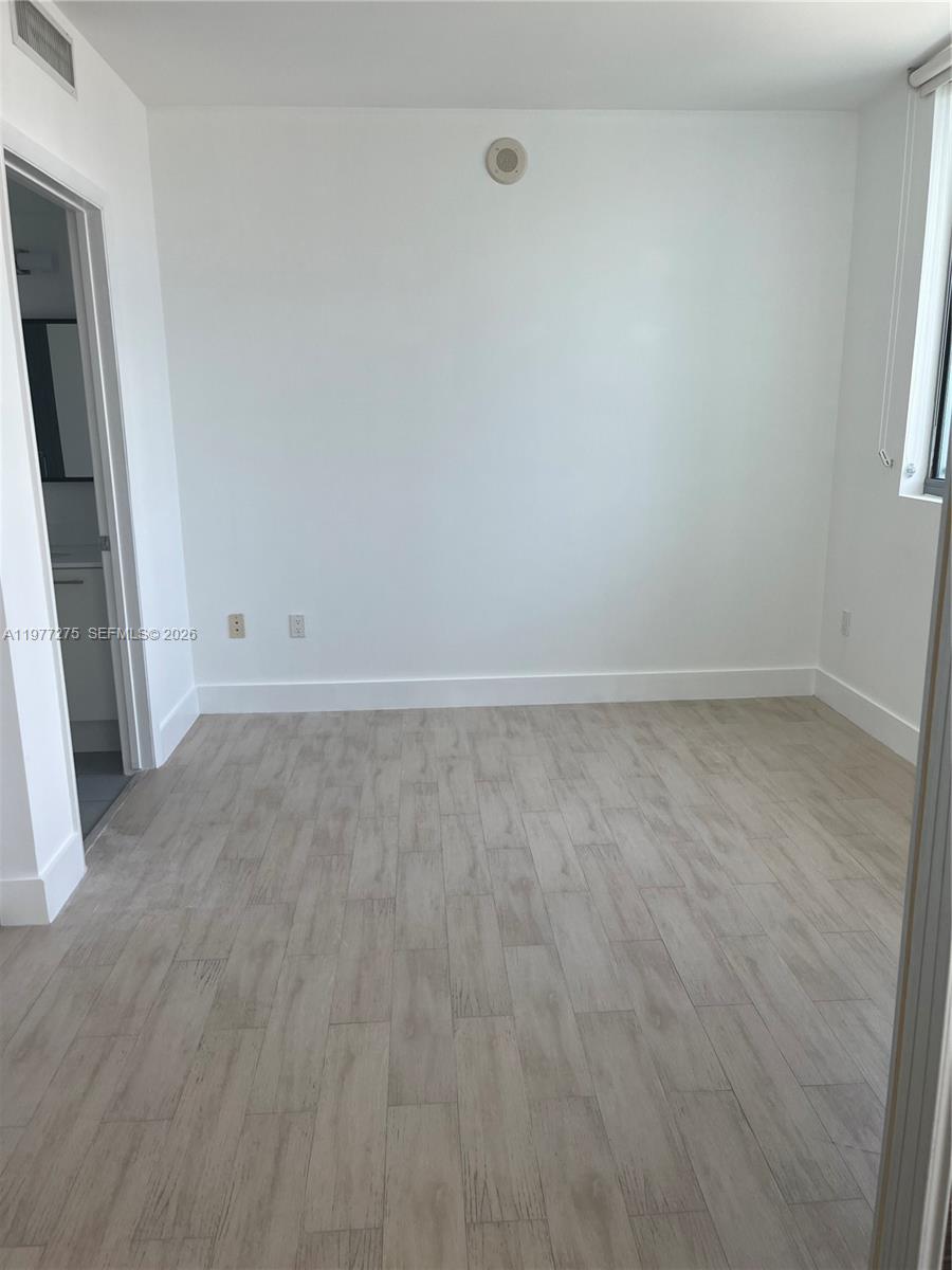 92 Southwest 3rd Street, Unit 1801 Miami, FL 33130 - Photo 14 of 21