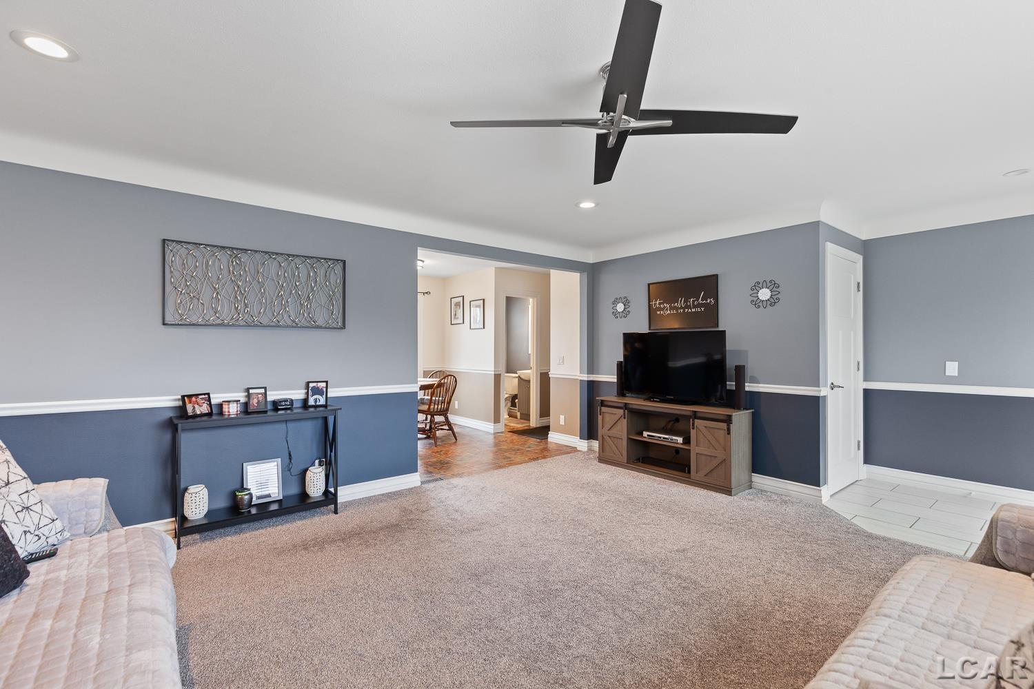 2634 Spielman Road Adrian, MI 49221 - Photo 4 of 41