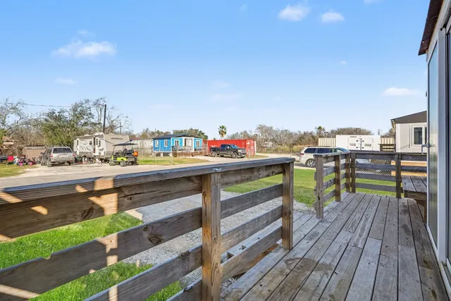 $850 | 2466 Avenue D, Unit 13, San Leon, TX 77539