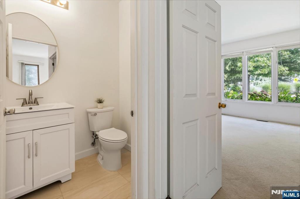 594 Glasmere Road Mahwah, NJ 07430 - Photo 15 of 48 Gallery Image 15