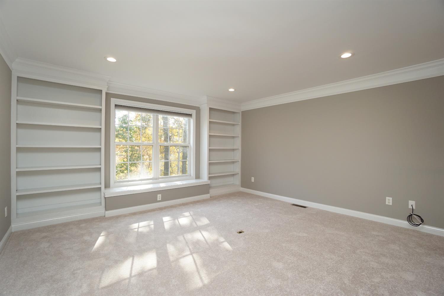 10623 Weil Road Montgomery, OH 45249 - Photo 28 of 43