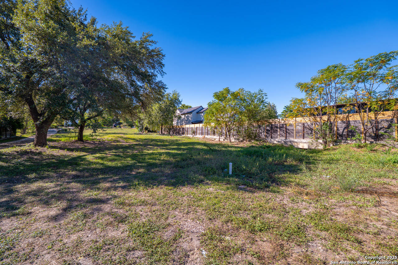 529 Geneseo Road Terrell Hills, TX 78209 - Photo 6 of 10 a view of a golf course