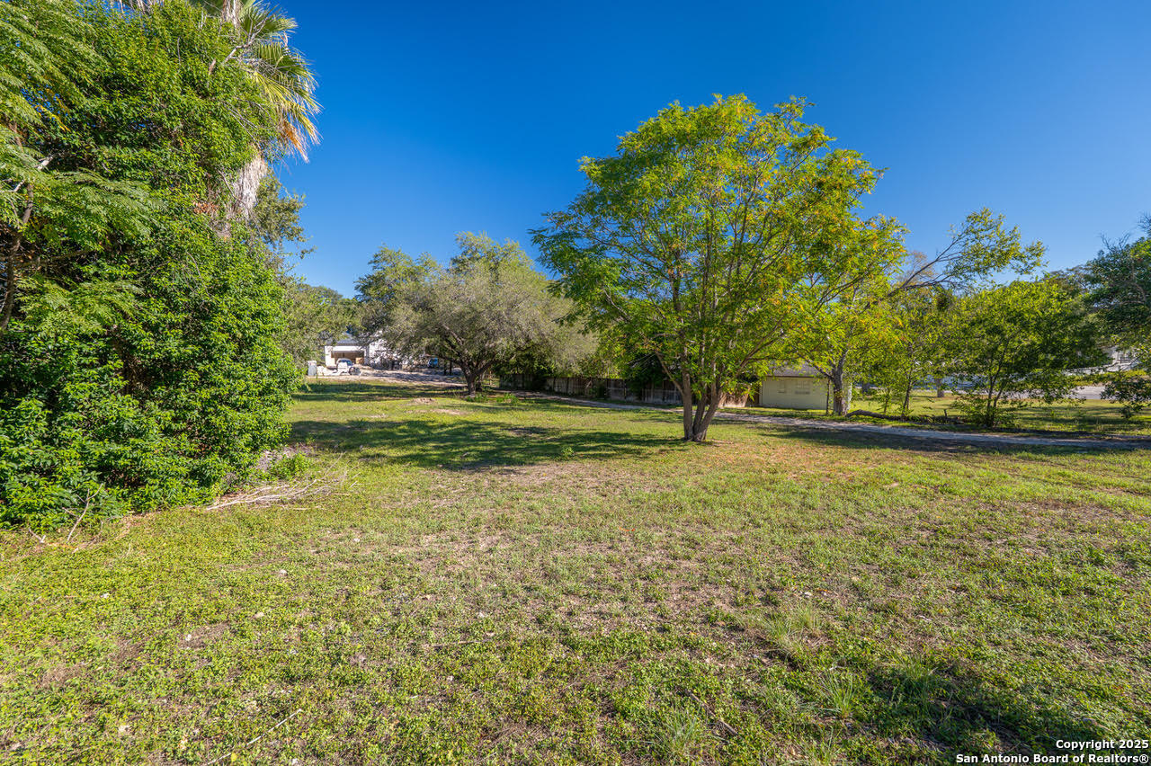 529 Geneseo Road Terrell Hills, TX 78209 - Photo 10 of 10 a view of a yard