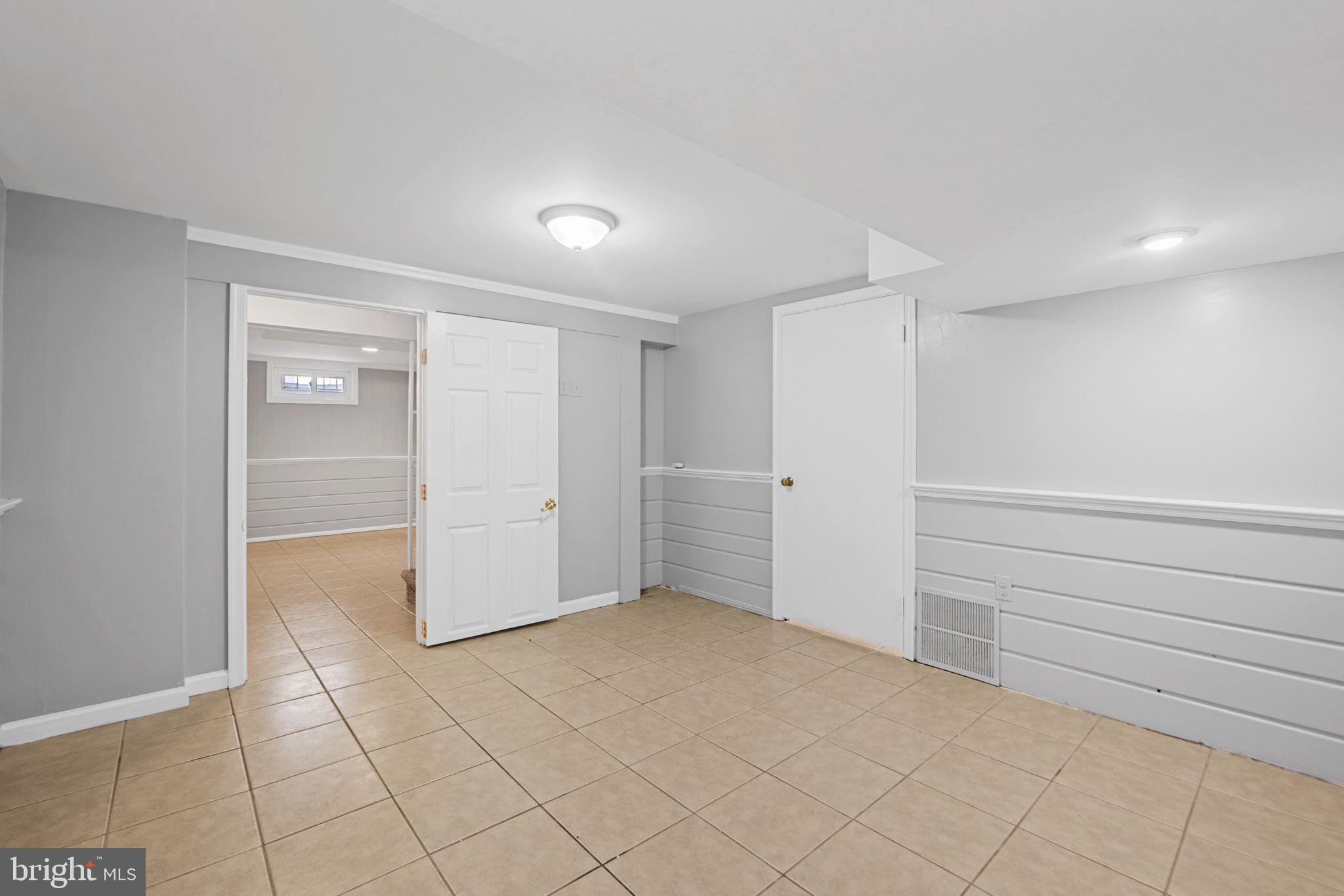 2405 Homestead Drive Silver Spring, MD 20902 - Photo 28 of 43