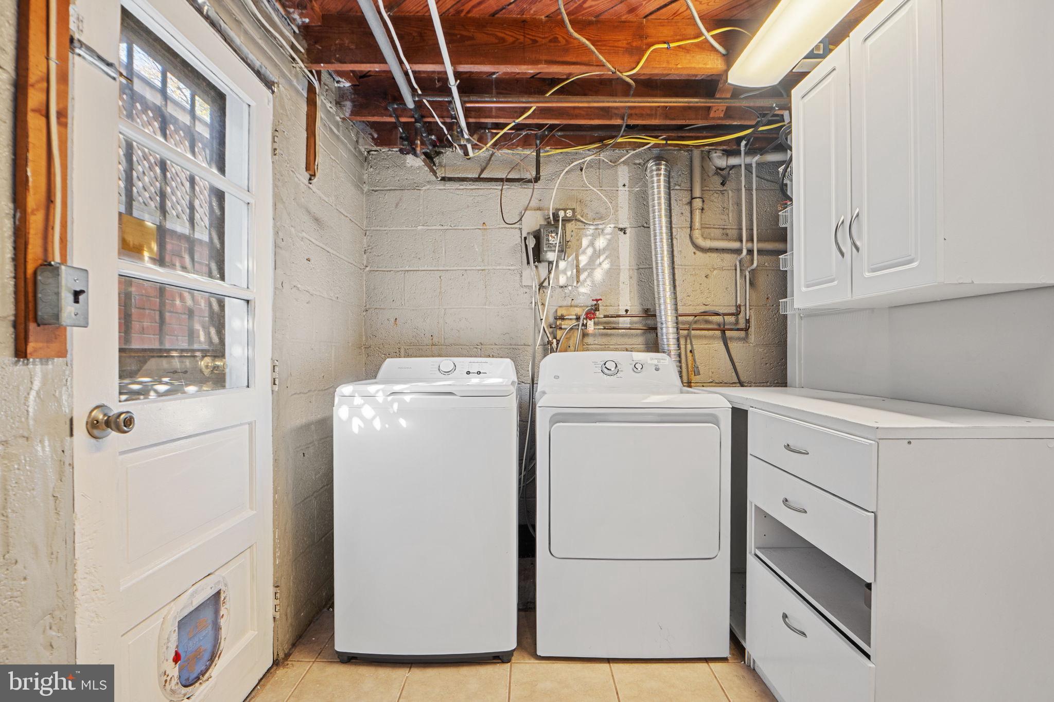 2405 Homestead Drive Silver Spring, MD 20902 - Photo 34 of 43 a utility room with dryer and washer
