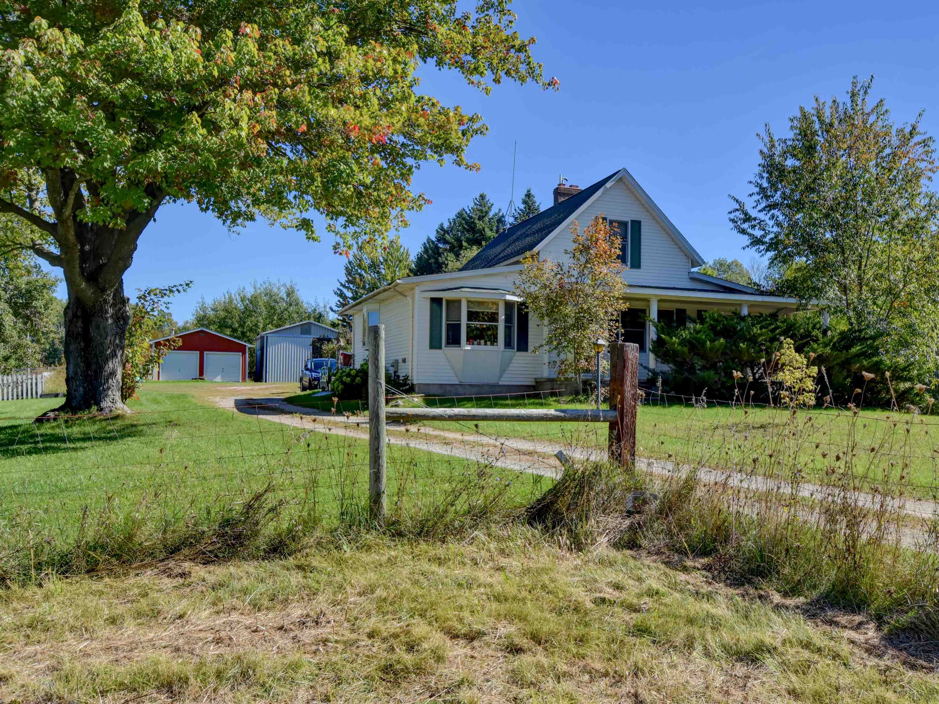 4300 Chappel Dam Road Gladwin, MI 48624 - Photo 7 of 68