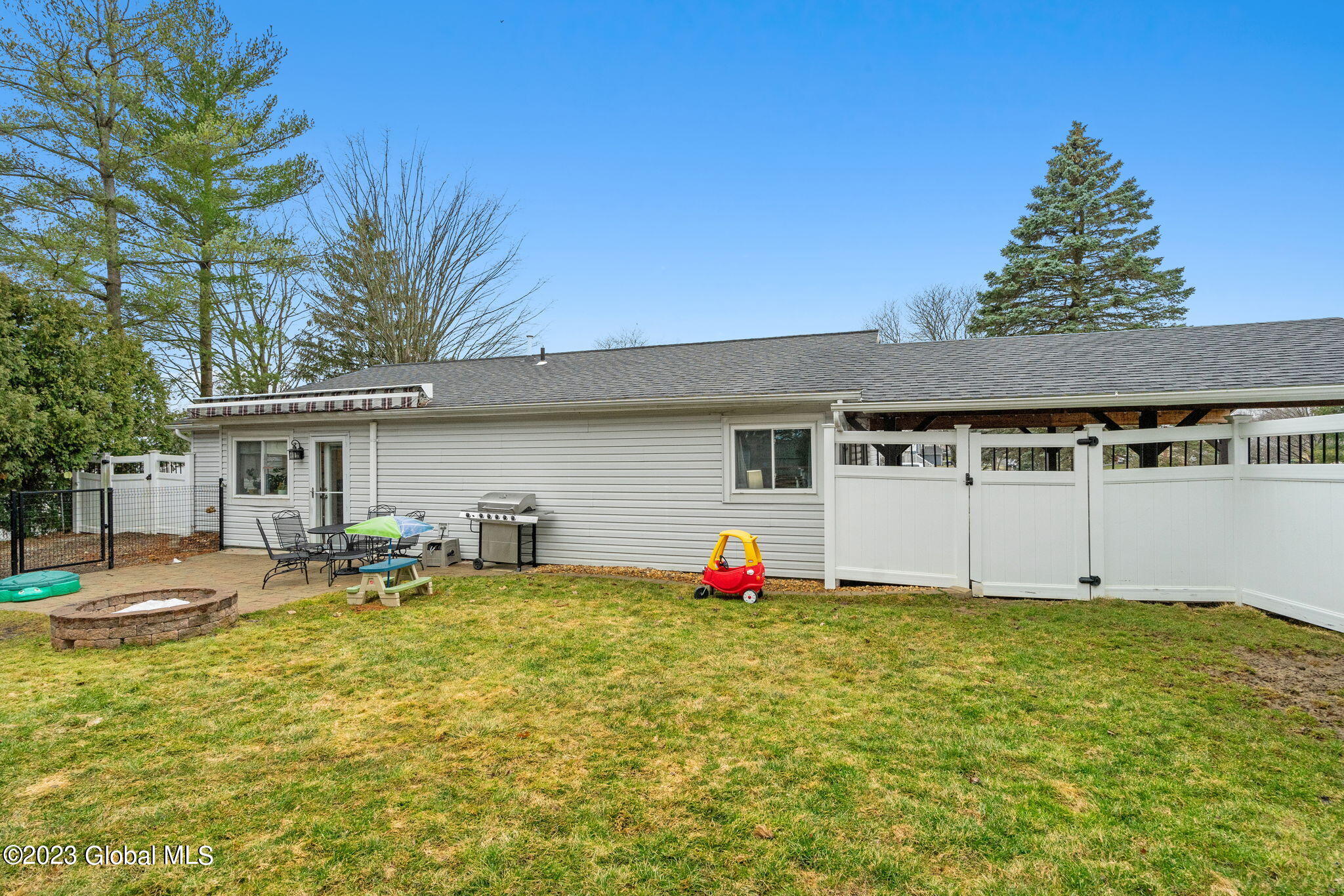 2 Cornsilk Road Colonie, NY 12189 - Photo 9 of 54 9-web-or-mls-2-cornsilk-rd