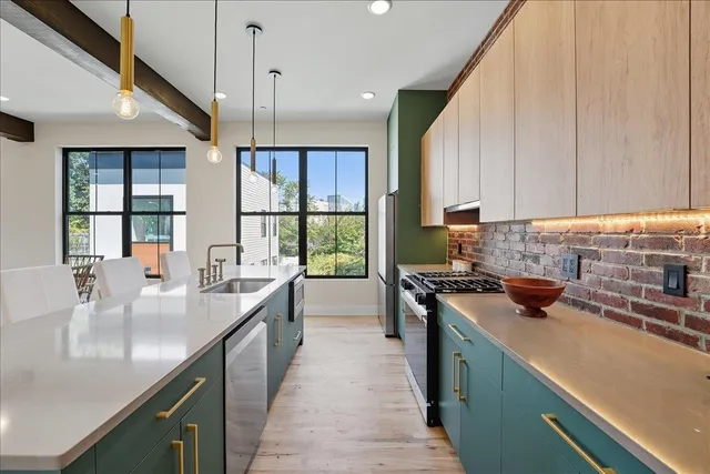 $779,100 | 10 Prescott Street, Unit 3, Jersey City, NJ 07304