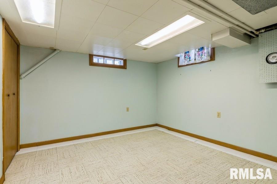 1903 46th Street Moline, IL 61265 - Photo 25 of 25 Gallery Image 25