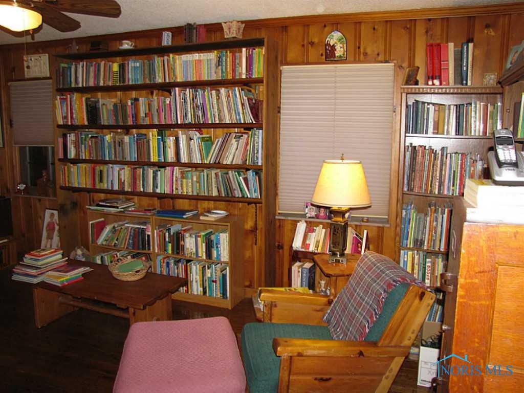 2449 Goddard Road Toledo, OH 43606 - Photo 8 of 18 Gallery Image 8
