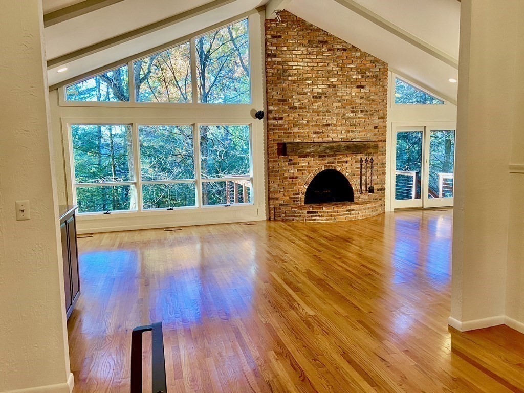 98 Brooks Road Longmeadow, MA 01106 - Photo 5 of 29