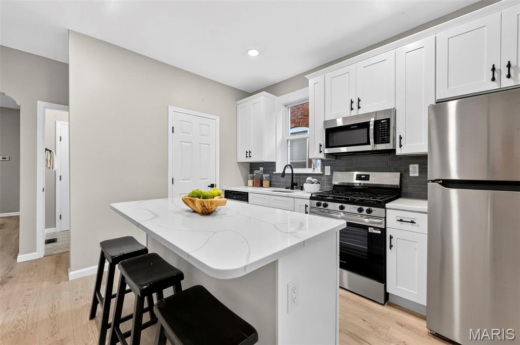 4731 Rosa Avenue St. Louis, MO 63116 - Photo 10 of 22 Gallery Image 10