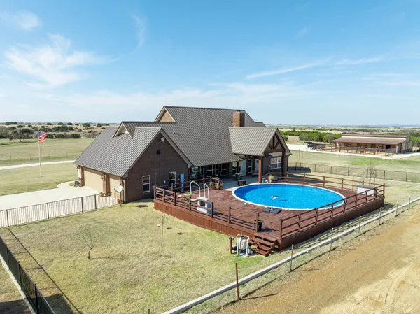 $1,250,000 | 417 County Road 60, Gatesville, TX 76528