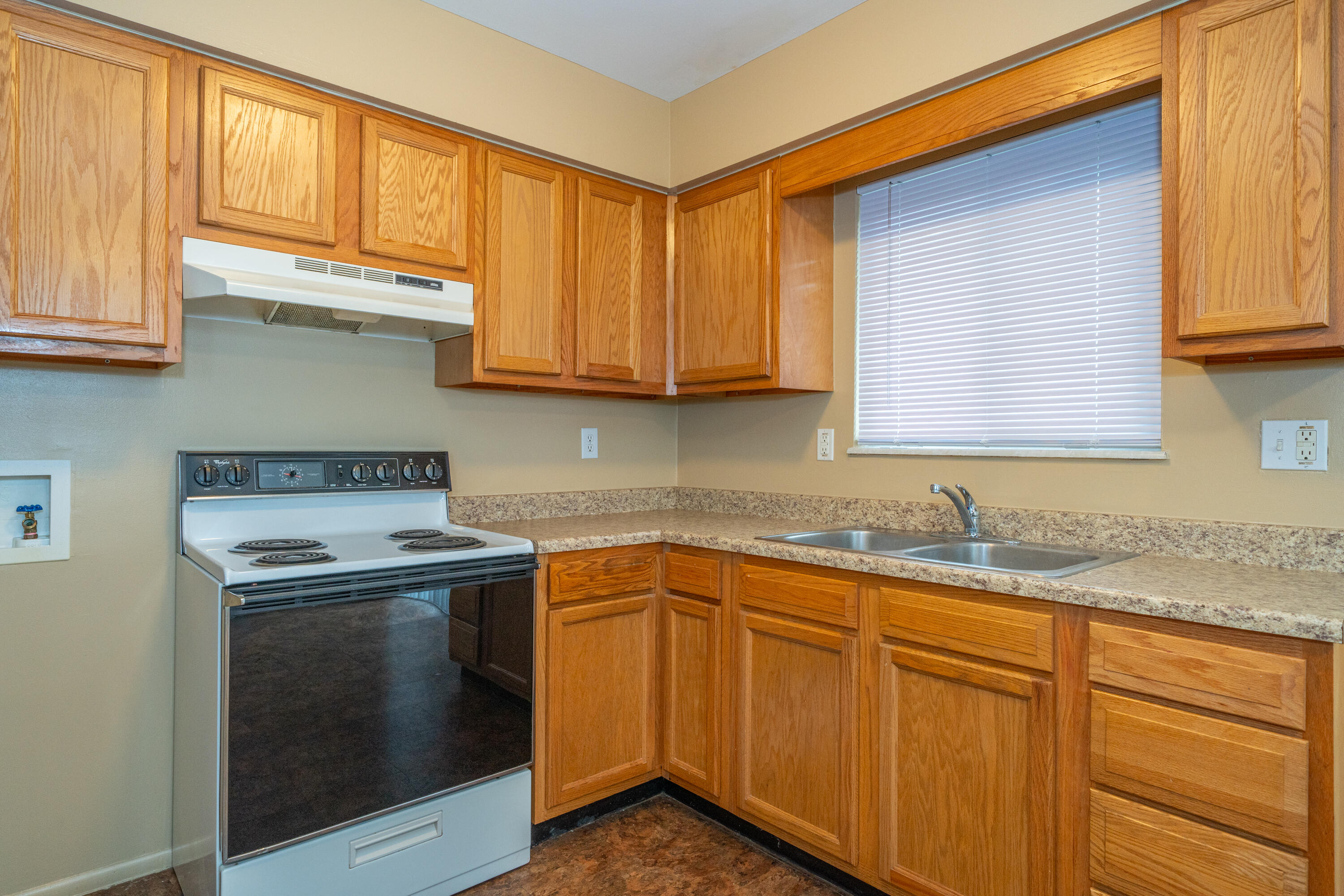 4367 Powell Road Dayton, OH 45424 - Photo 8 of 26
