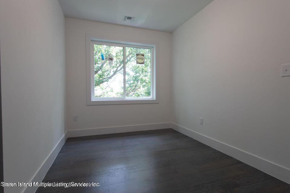 29 Ridgefield Avenue Staten Island, NY 10304 - Photo 25 of 68 27