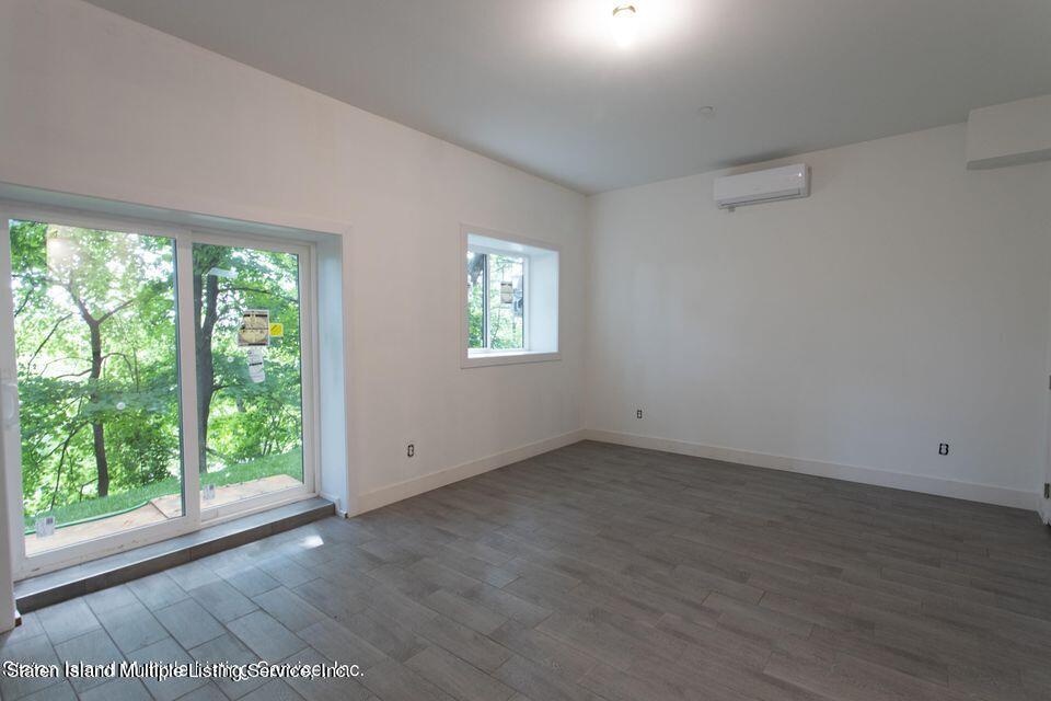 29 Ridgefield Avenue Staten Island, NY 10304 - Photo 35 of 68 37