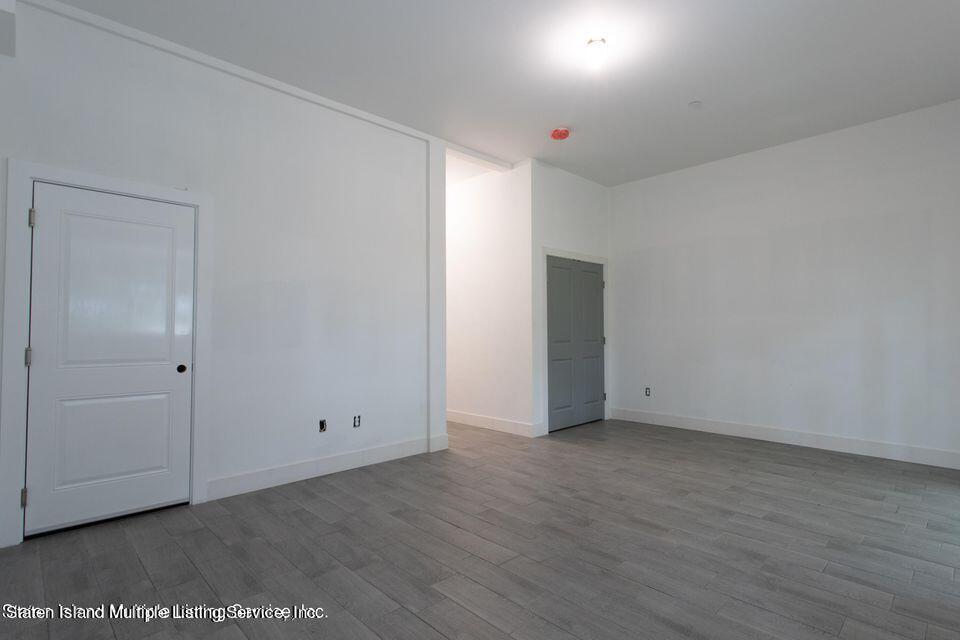 29 Ridgefield Avenue Staten Island, NY 10304 - Photo 37 of 68 39