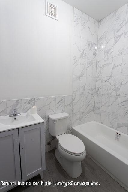 29 Ridgefield Avenue Staten Island, NY 10304 - Photo 10 of 68 12