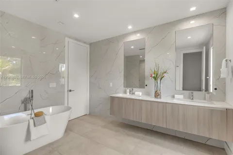 $2,580,000 | 2225 Southwest 18th Avenue, Miami, FL 33145