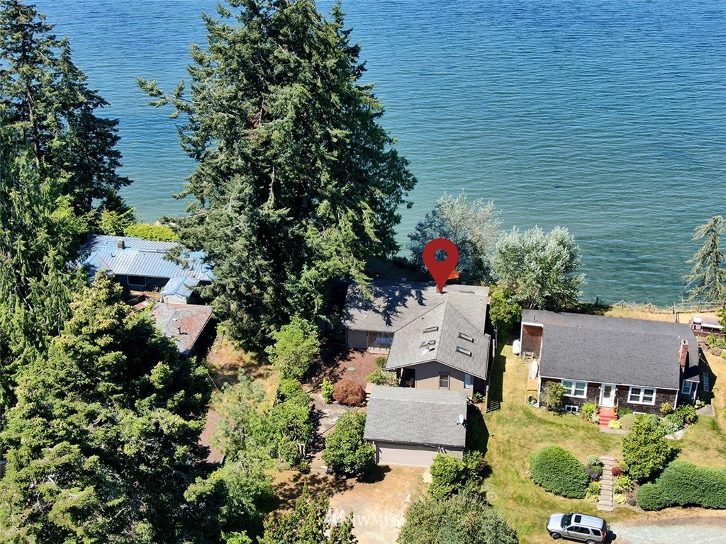7190 Maxwelton Road Clinton, WA 98236 - Photo 2 of 37 Gallery Image 2
