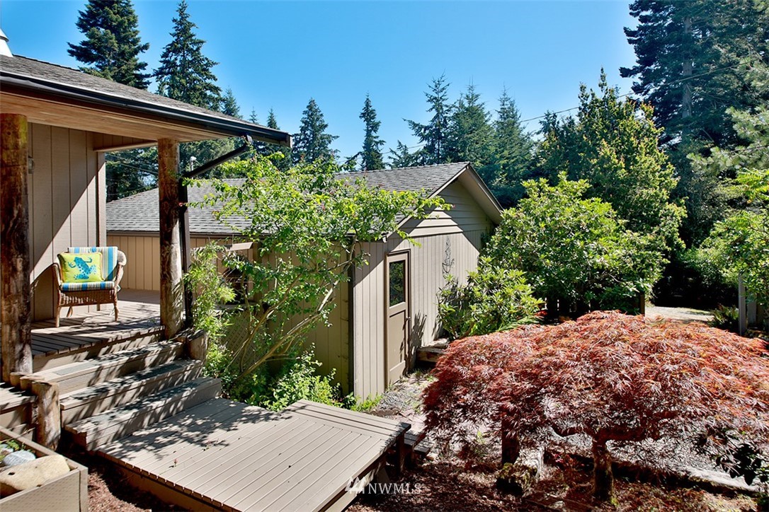 7190 Maxwelton Road Clinton, WA 98236 - Photo 12 of 37 Gallery Image 12