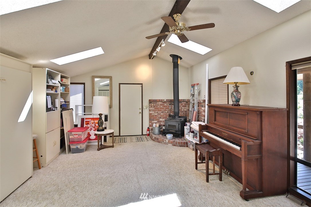 7190 Maxwelton Road Clinton, WA 98236 - Photo 26 of 37 Gallery Image 26