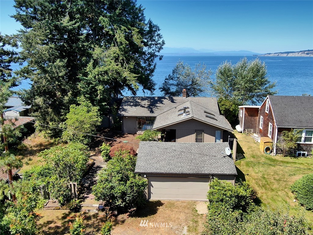 7190 Maxwelton Road Clinton, WA 98236 - Photo 10 of 37 Gallery Image 10