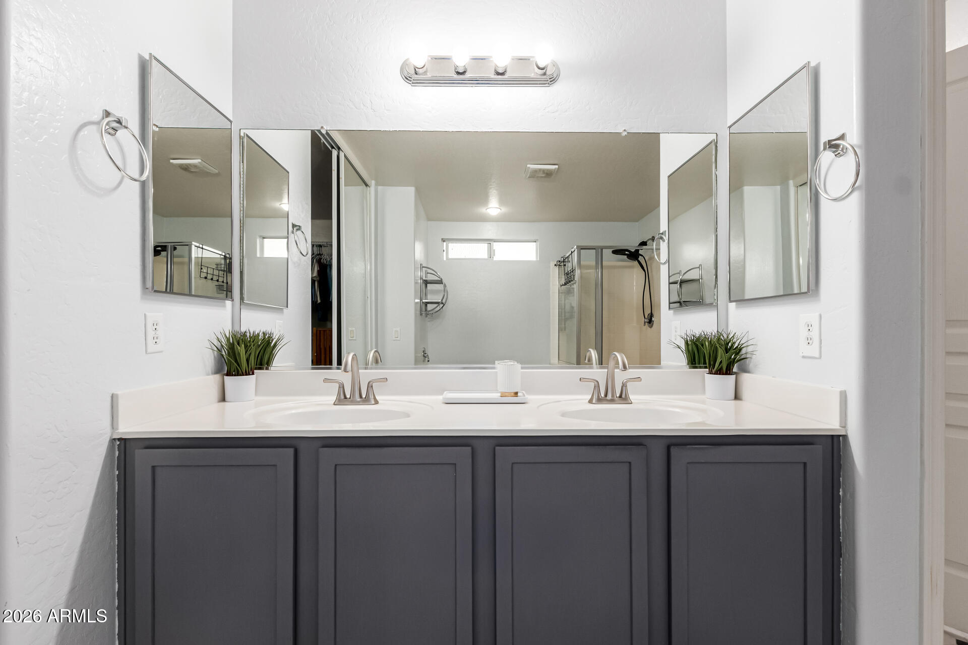 3279 East Silverbell Road San Tan Valley, AZ 85143 - Photo 21 of 44 26 - Silverbell