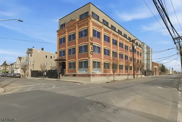 $2,500 | 529 Mulberry Street, Newark, NJ 07114