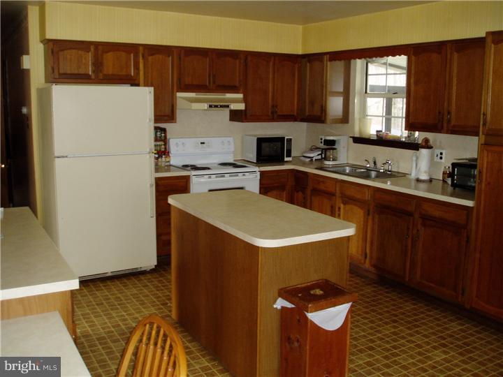 241 West Wolfert Station Road Mickleton, NJ 08056 - Photo 4 of 10